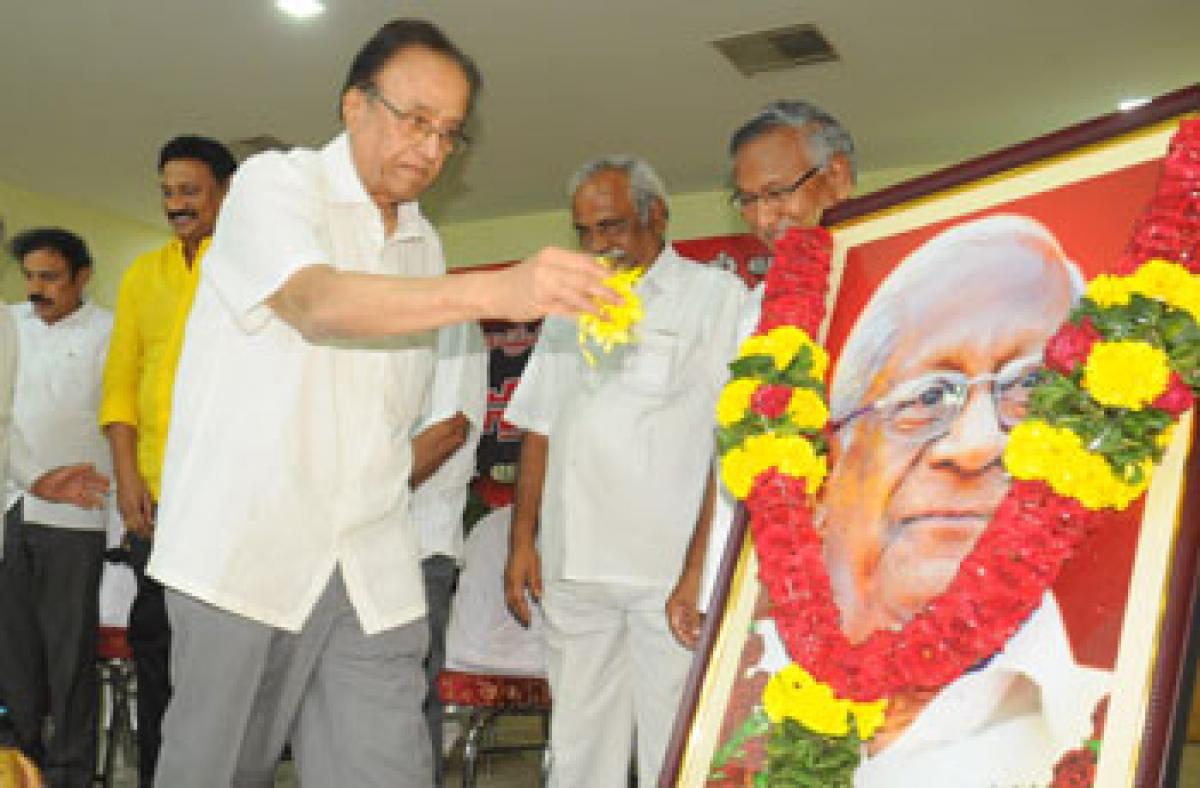 Rich tributes paid to Bardhan