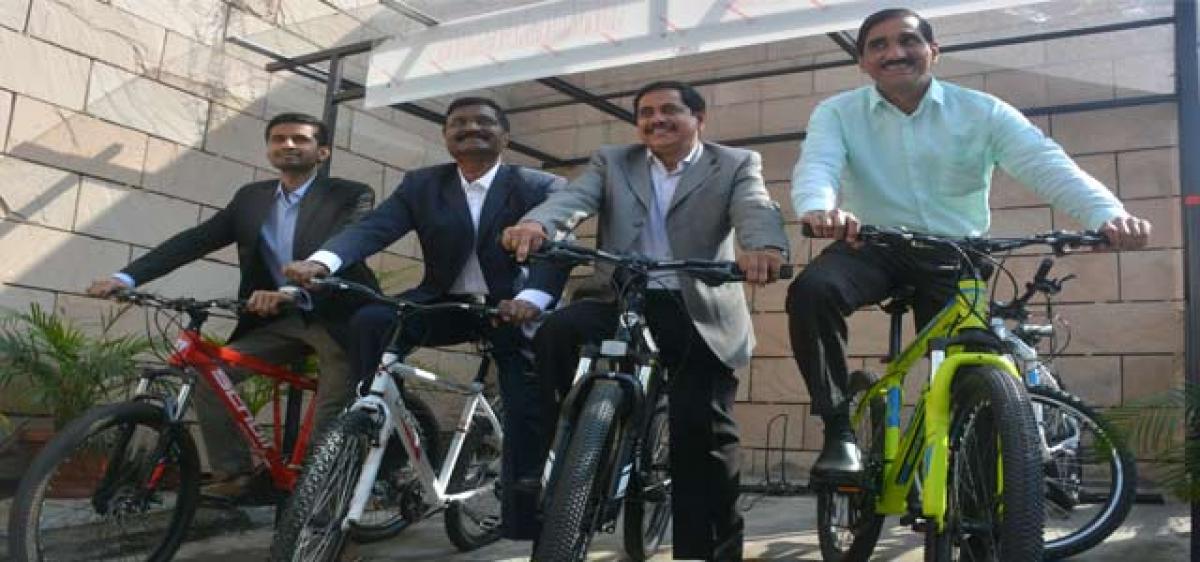 UN pat for Hyderabad Cycling Project