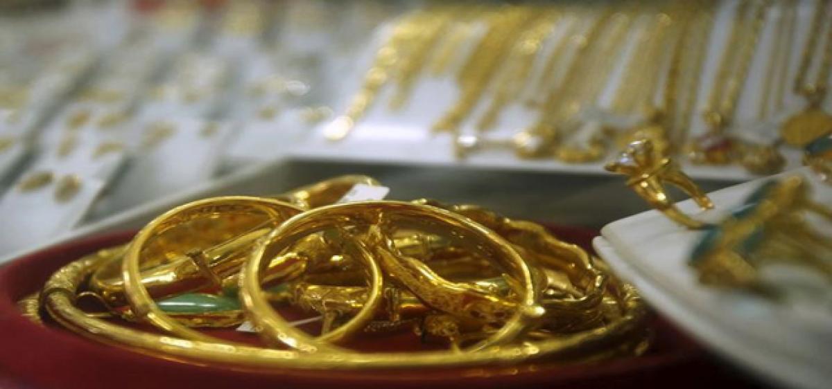 Jewellers pin hopes on Diwali