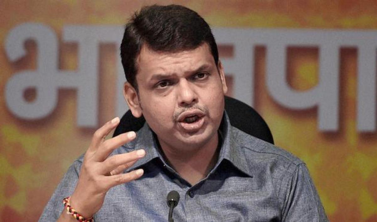 KCR urges Devendra Fadnavis to speed up Lendi project works