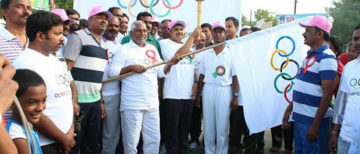 Sports help develop friendly relations: Jagtial Collector