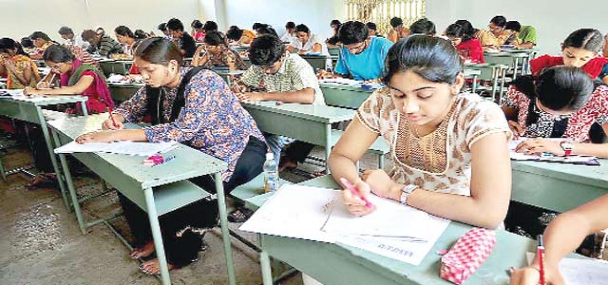Tips and strategies to crack SSC CHSL examination