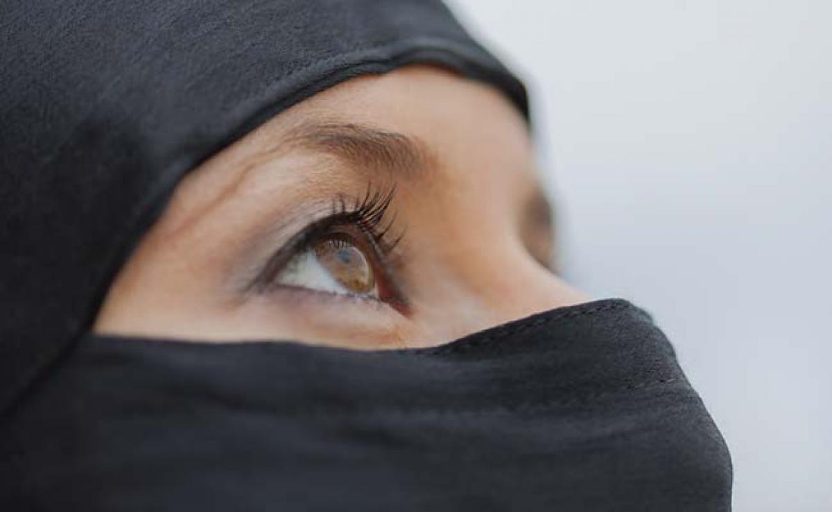 Hijab-clab Muslim woman racially abused in New Zealand