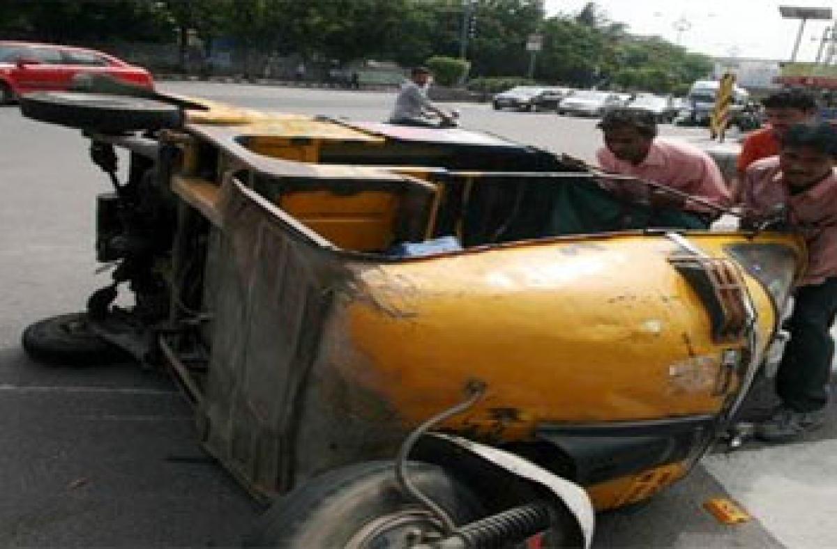 Four dead, 5 injured as auto overturns