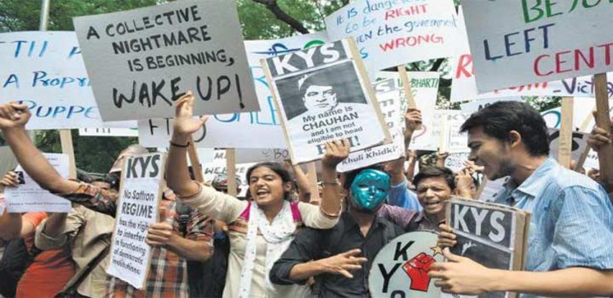 FTII logjam: Where does the buck stop?