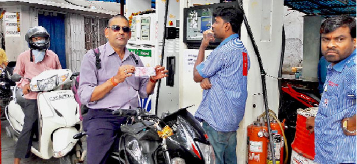 Petrol pumps see spike in cashless transactions