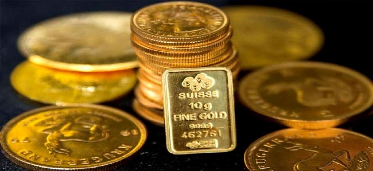 Gold prices extend gains in technical rebound