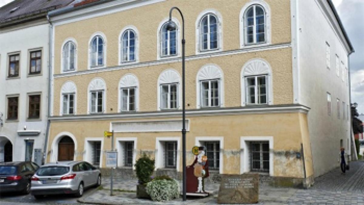 Austria plans to seize house where Adolf Hitler was born