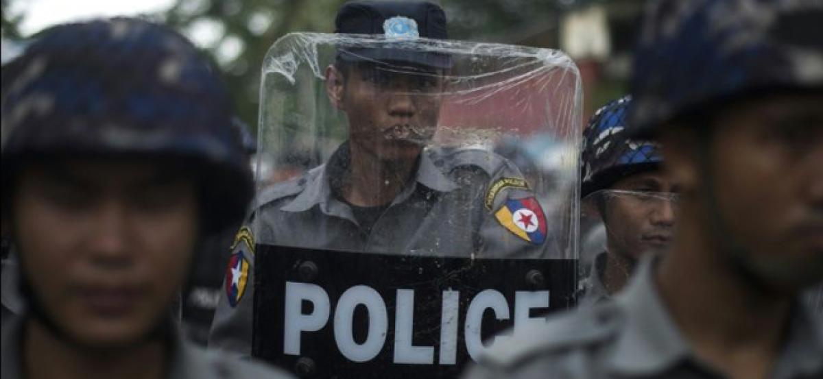 Nine policemen killed and 5 injured in Myanmar 