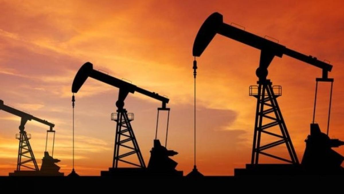 Oil prices rally amid declining supplies