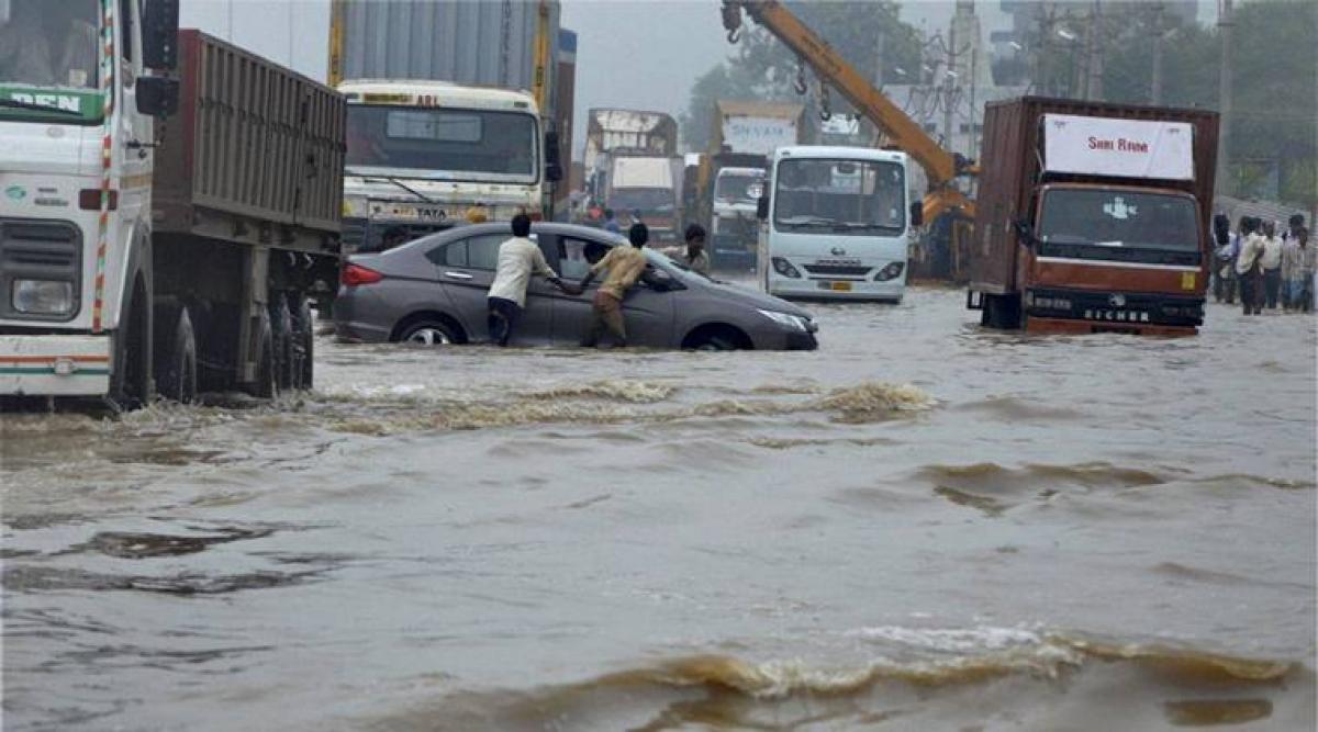 Rains lash Delhi, forces deployed in Gurgaon