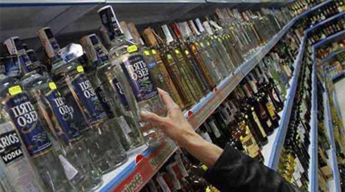 BJP leader to undergo fast against liquor sale, consumption on Nov 11