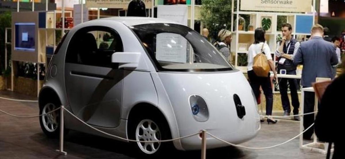 Google, automakers object to California rules for self-driving cars