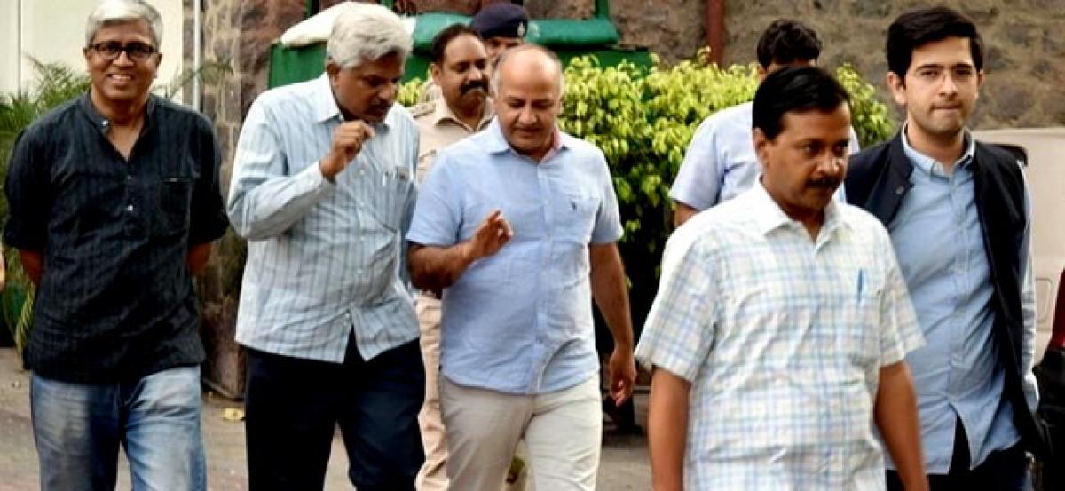 BJP staring at defeat in MCD, so slinging mud: AAP on Shunglu report on Delhi govts abuse of power