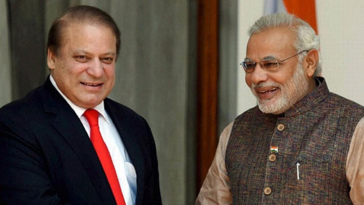 Indian PM Narendra Modis Ramzaan call to Pakistan draws criticizm