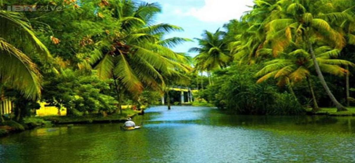 tourism in kerala project
