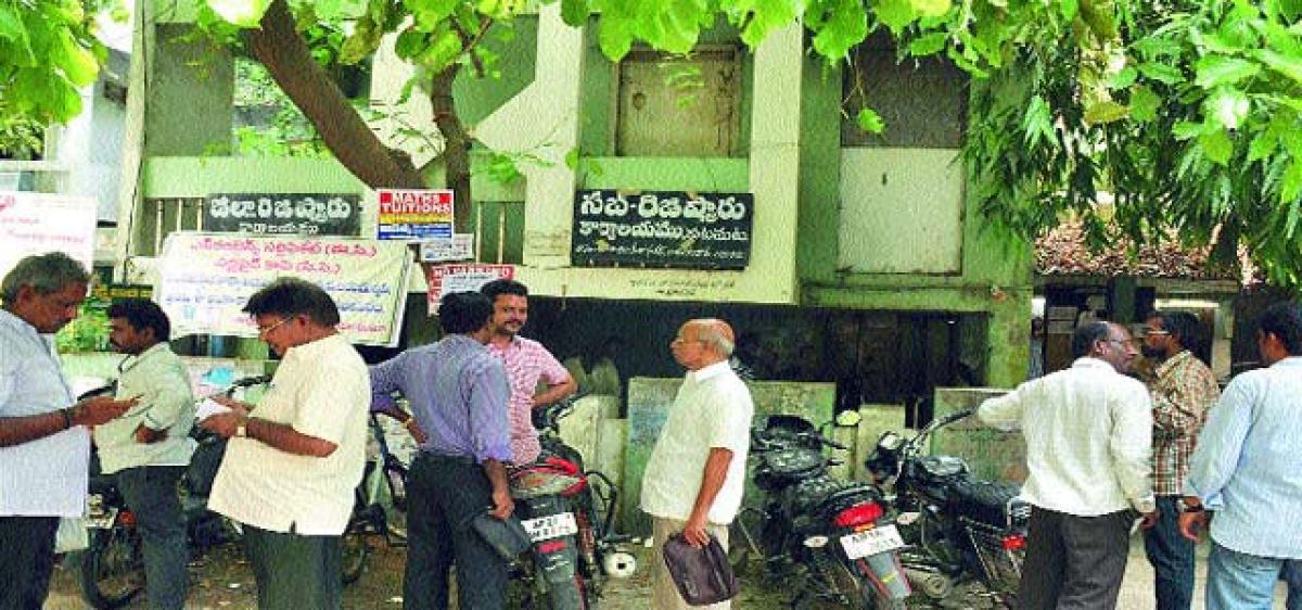 Note ban pulls down registration revenue