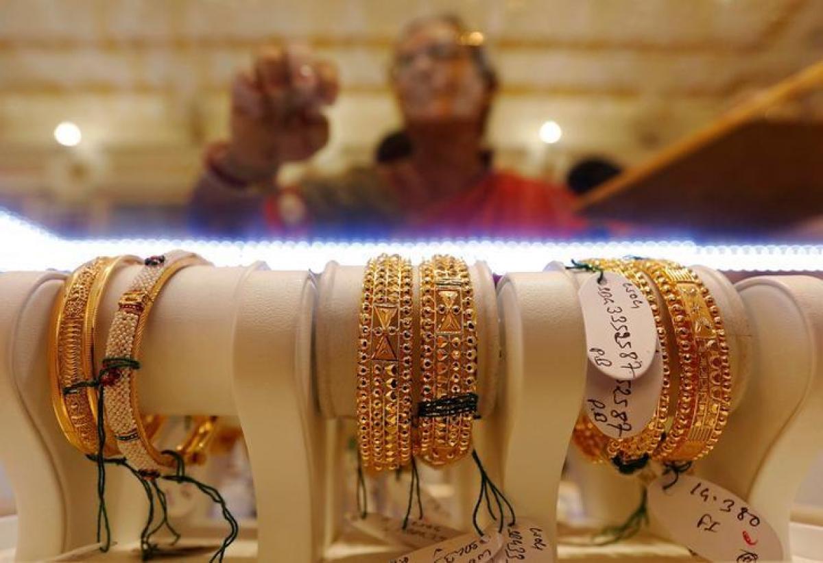 India gold recycling plan fails to tempt households