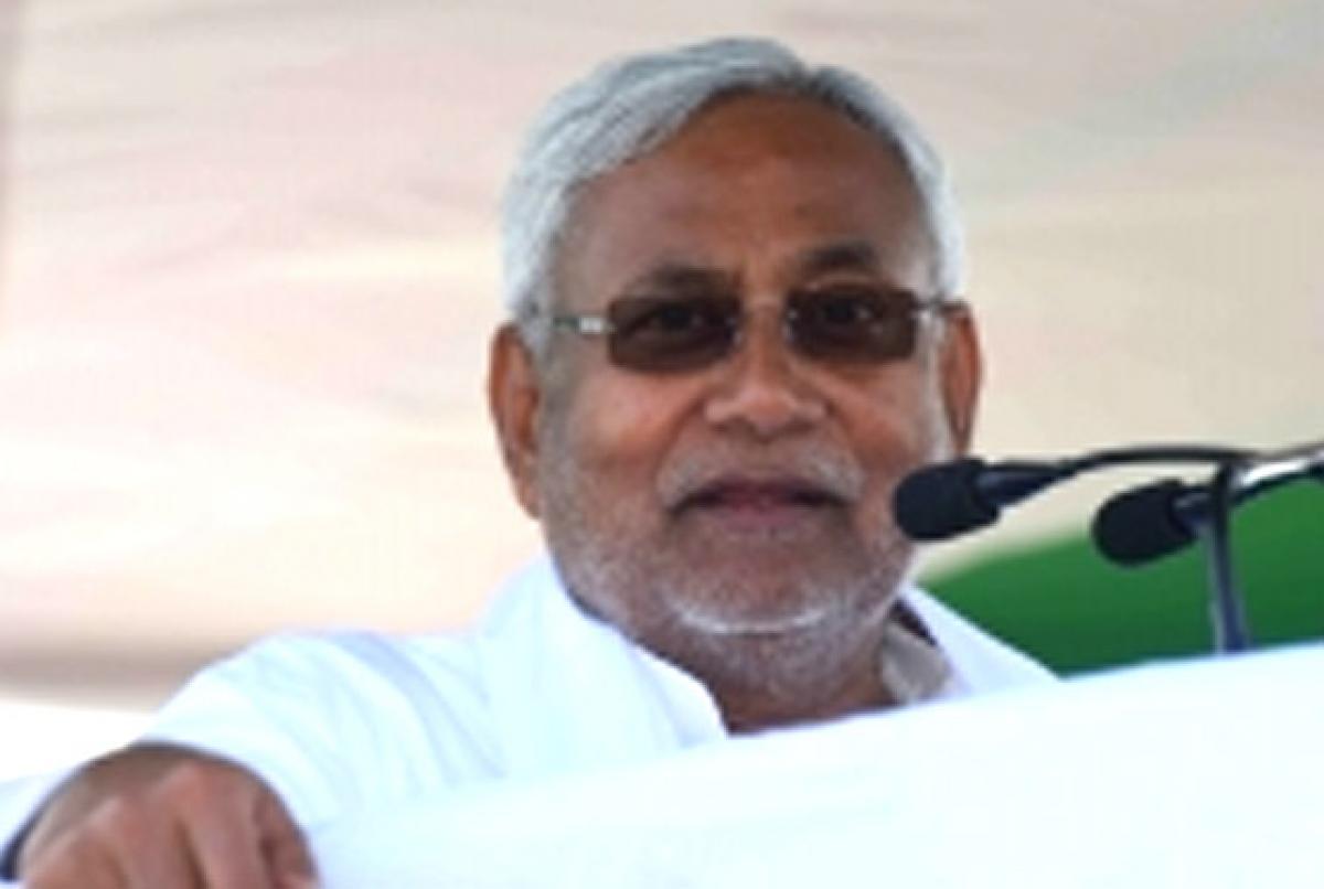 Once shy, Nitish takes to social media with zeal