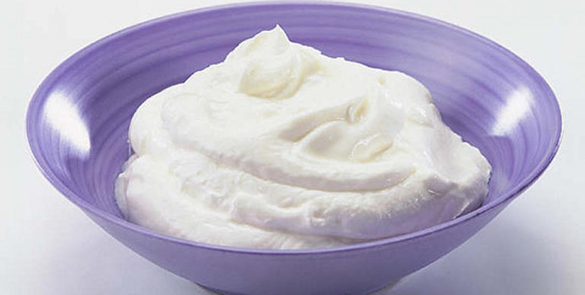 Vanilla yoghurt makes us feel good