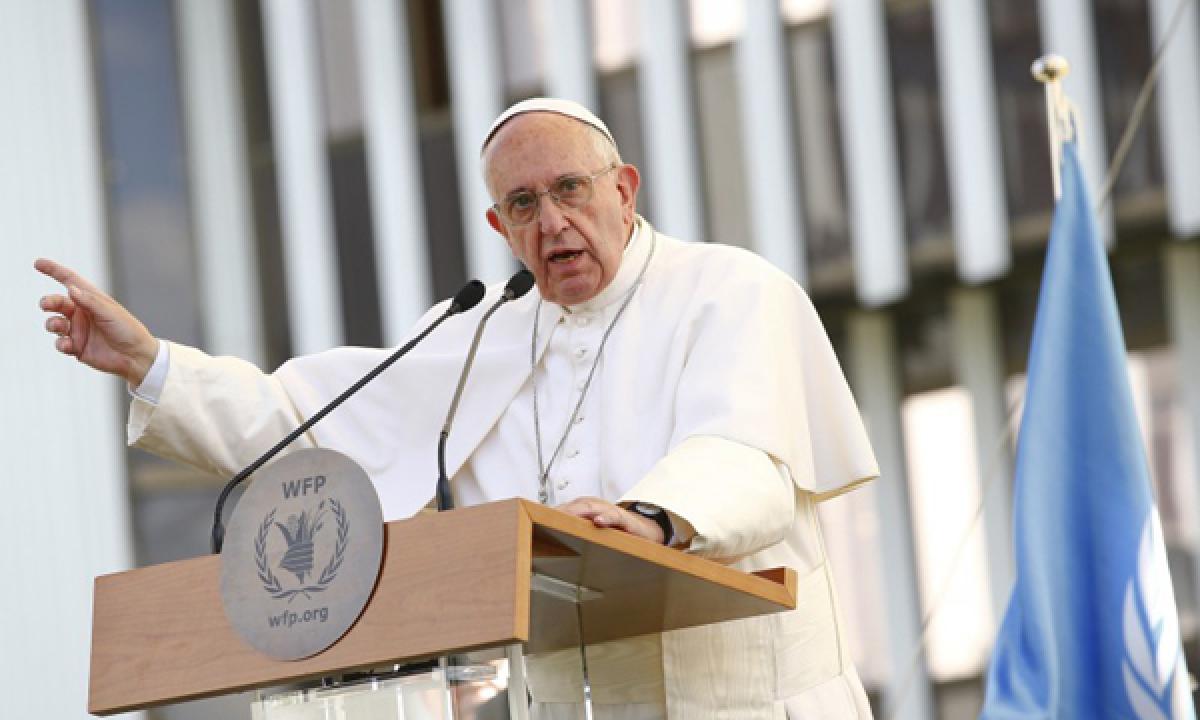 Protecting migrants a moral duty of all says Pope