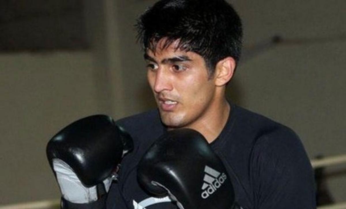 Indian star boxer Vijender Singh back in ring