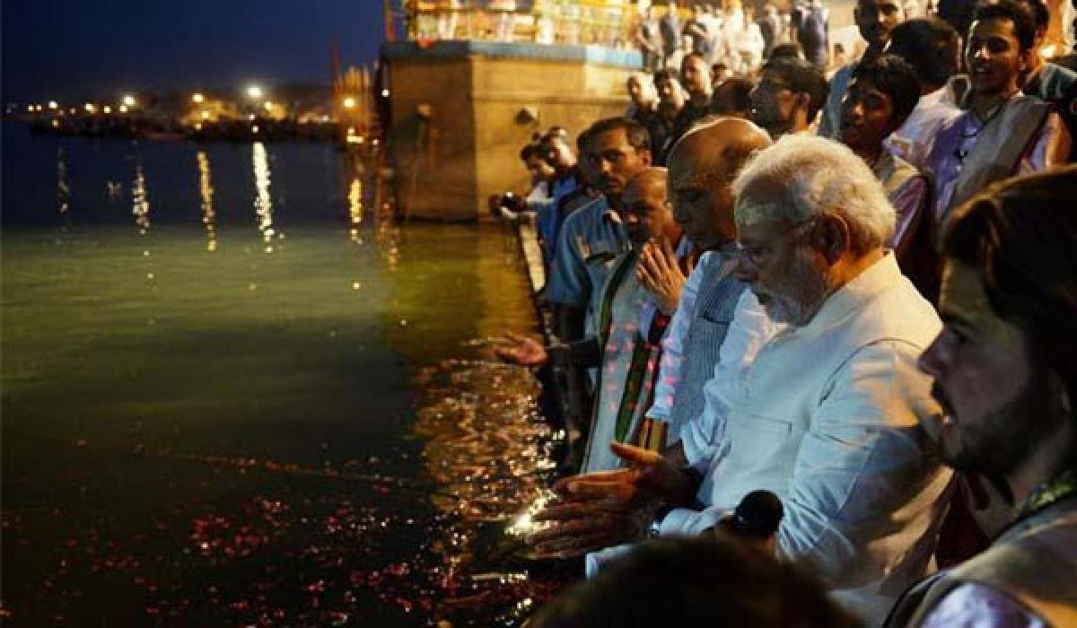 Sonia to use Ganga as a weapon in Varanasi to discredit Modi