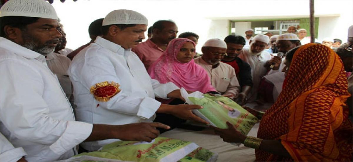 Ramzan gifts distributed to 500 families