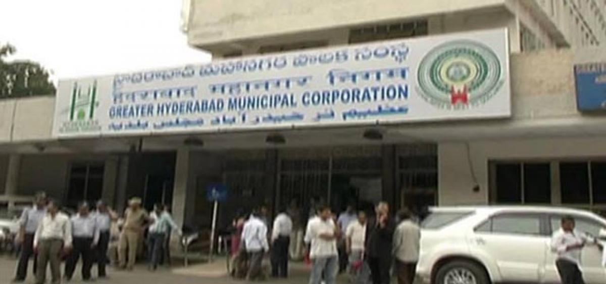 Outsourced staff a bane for GHMC