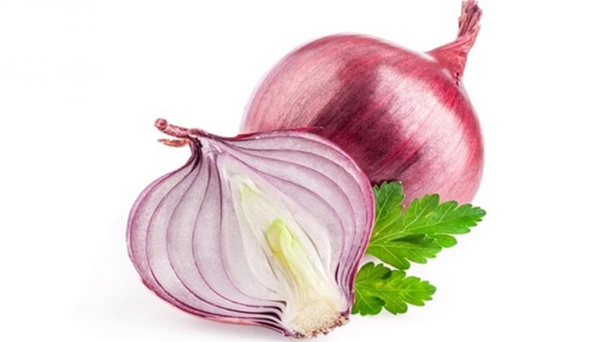 Eating red onions may help combat cancer