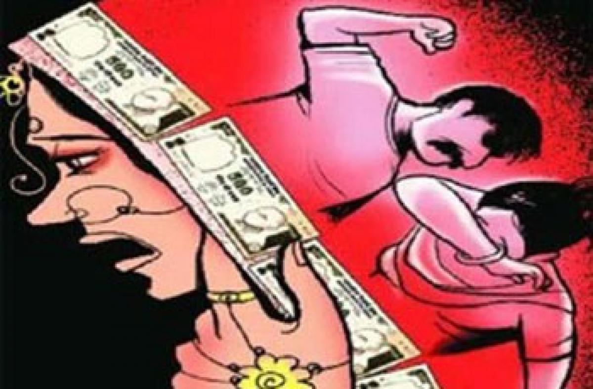 Man beats wife to death over dowry