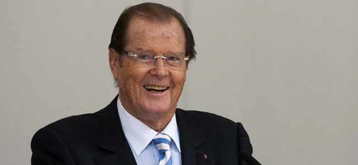 Private memorial held for Roger Moore