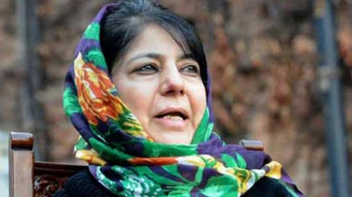 Anantnag bypoll: Mehbooba Mufti leading by over 4000 votes