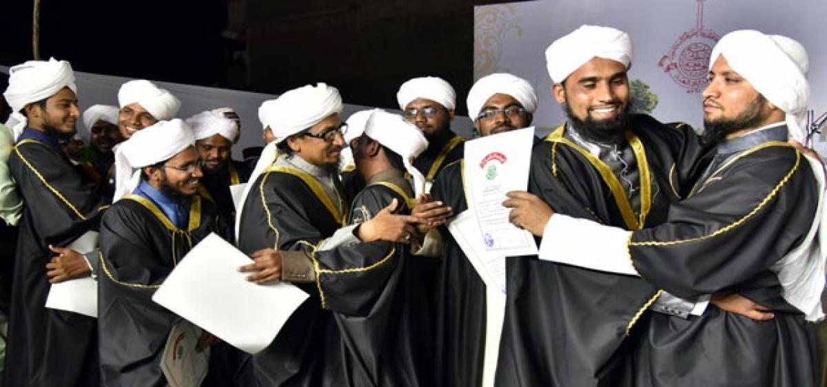 Convocation at Jamia Nizamia