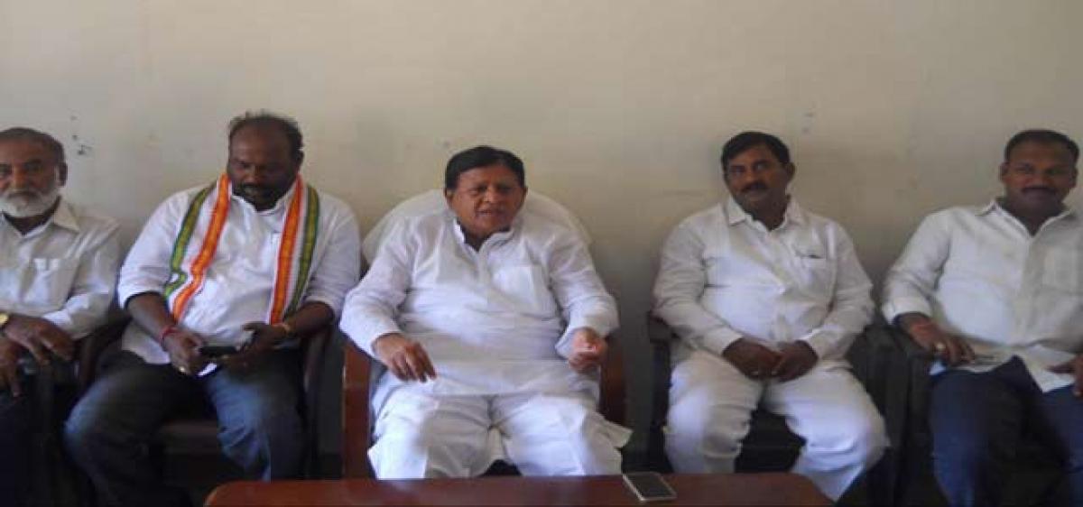 Reopen Nizam Sugar Factory: Congress