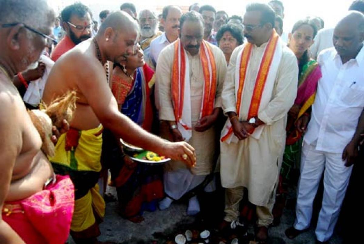 Foundation stone laid for Yadadri Rajagopuram