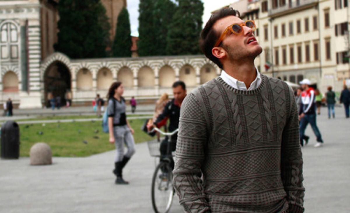 This winter, sweaters are in trend for men