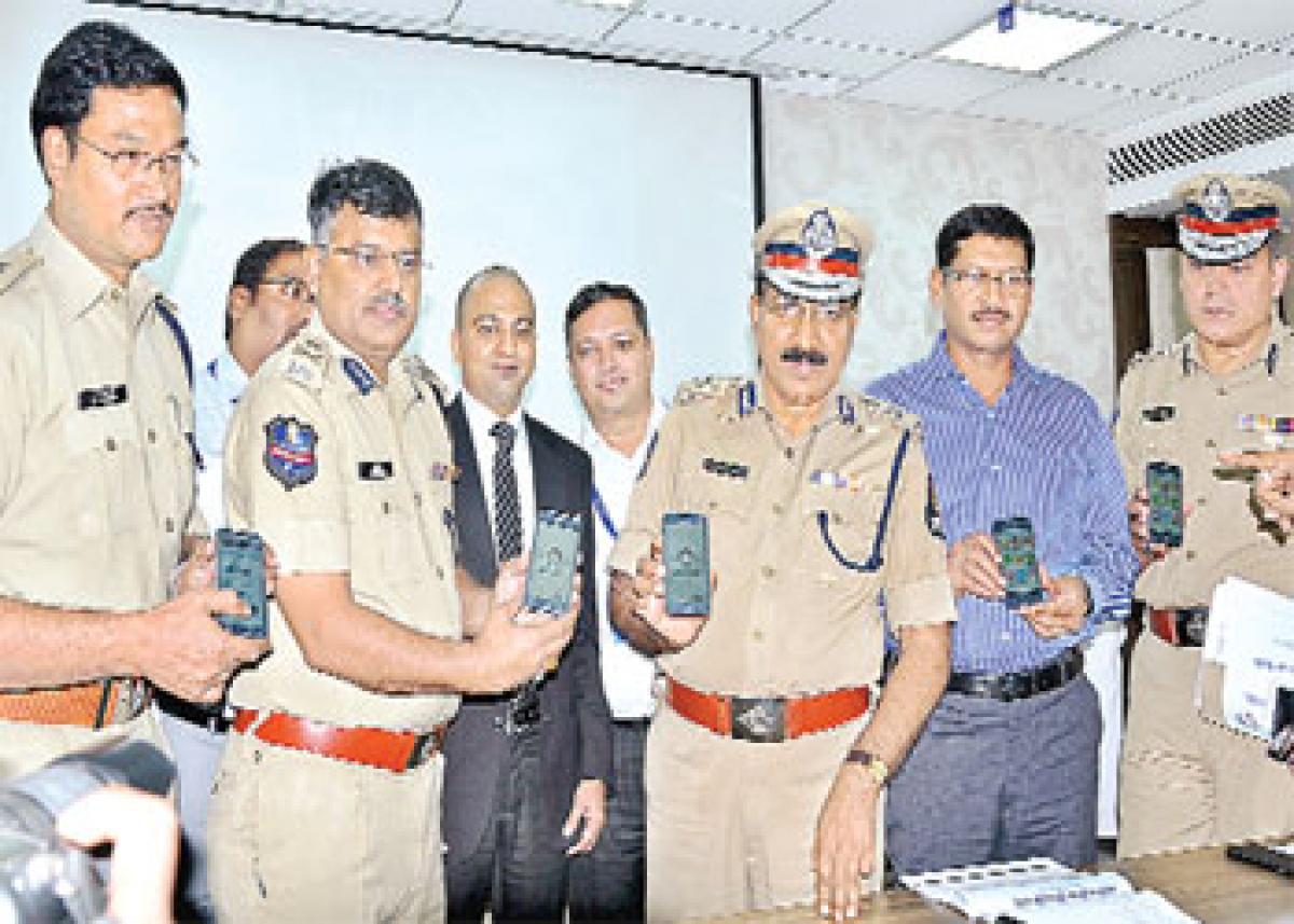 City traffic police launch mobile app