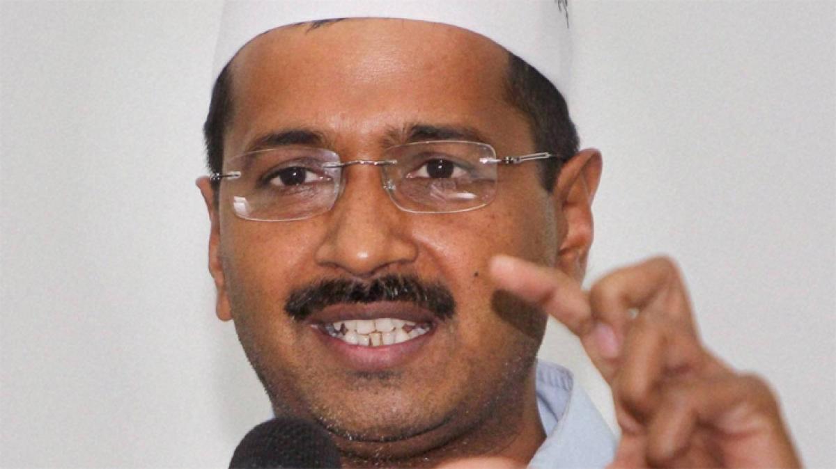 Kejriwals thulla remark on cops draws flak