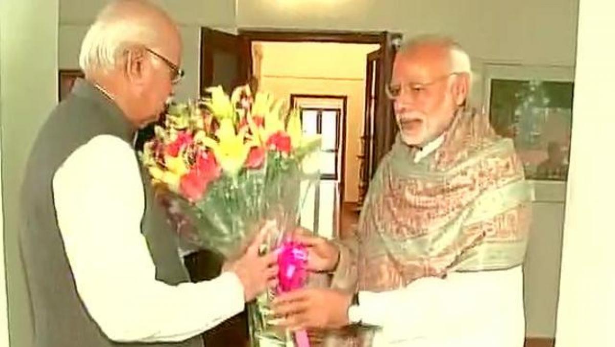 PM Modi wishes LK Advani on his birthday