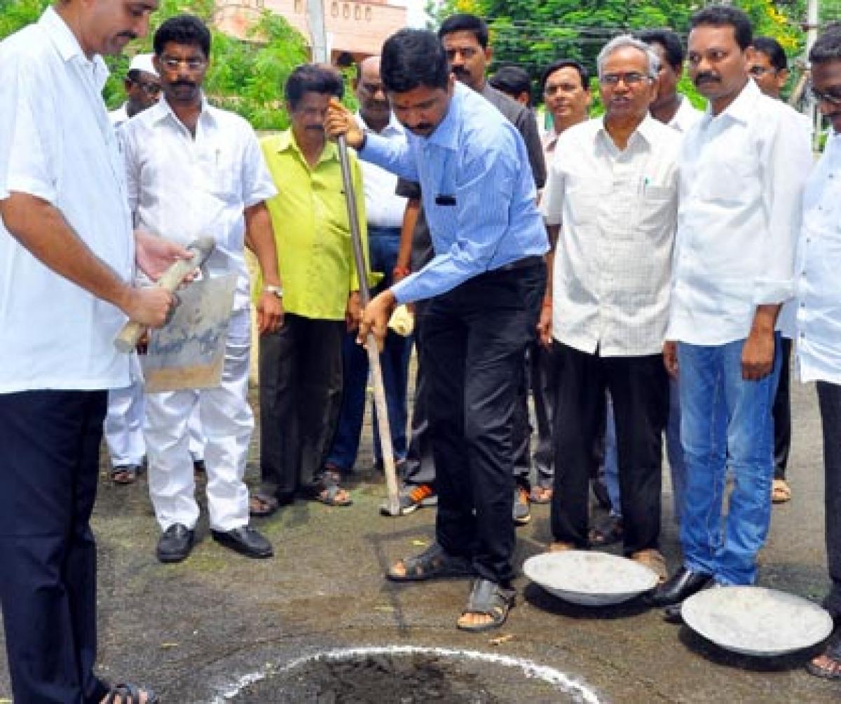 Dig soak pits people urged