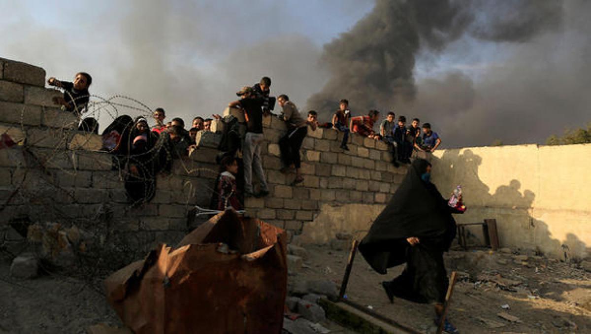 Iraqi special forces moves 1,000 people from Mosul 