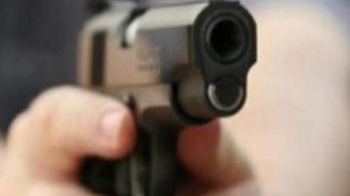 Delhi: Man allegedly makes pact; shoots wife before committing suicide