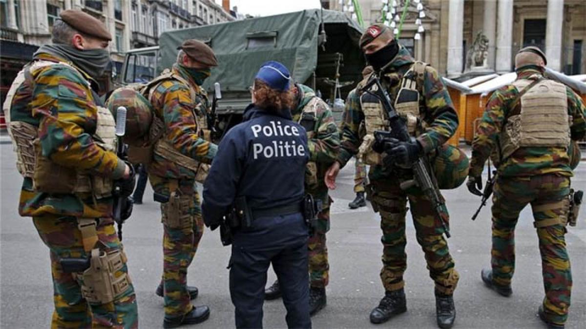 Belgium issues international arrest warrant for Paris attack suspect Abrini