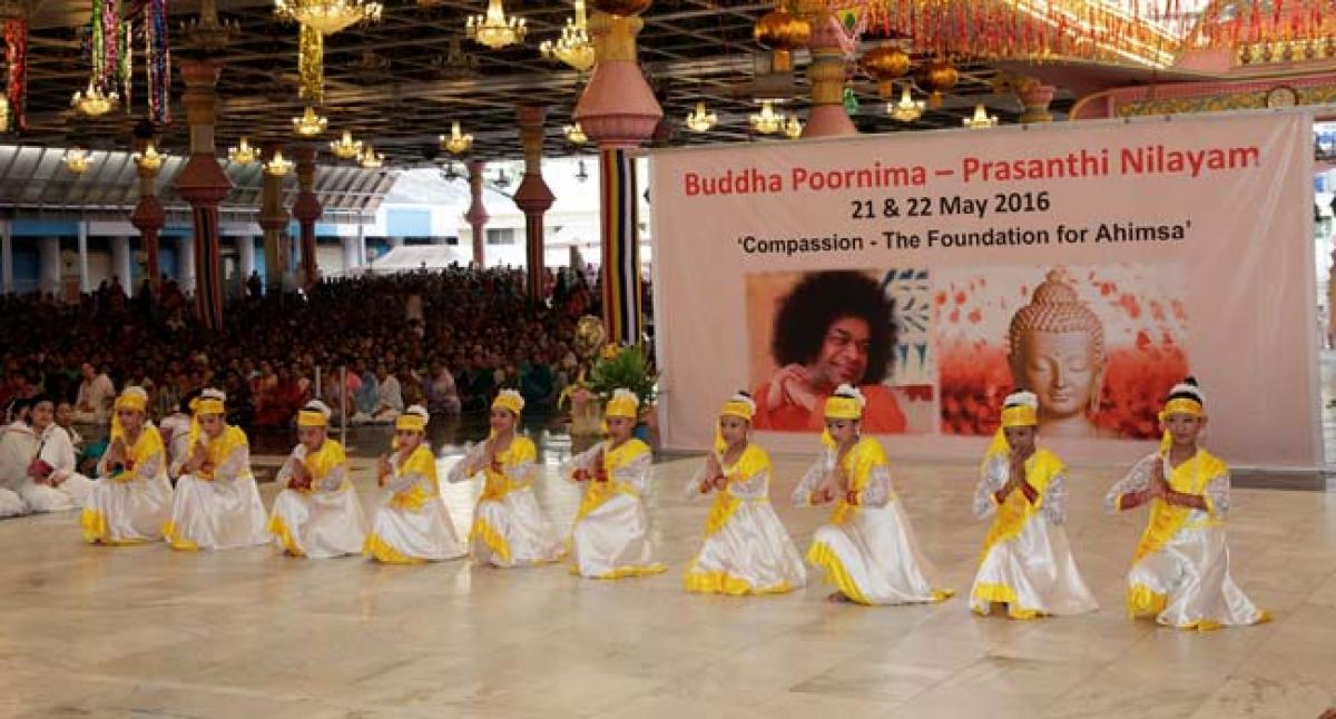 Photos: Buddha Pournima Celebrations​at Prashanthi Nilayam Day 2