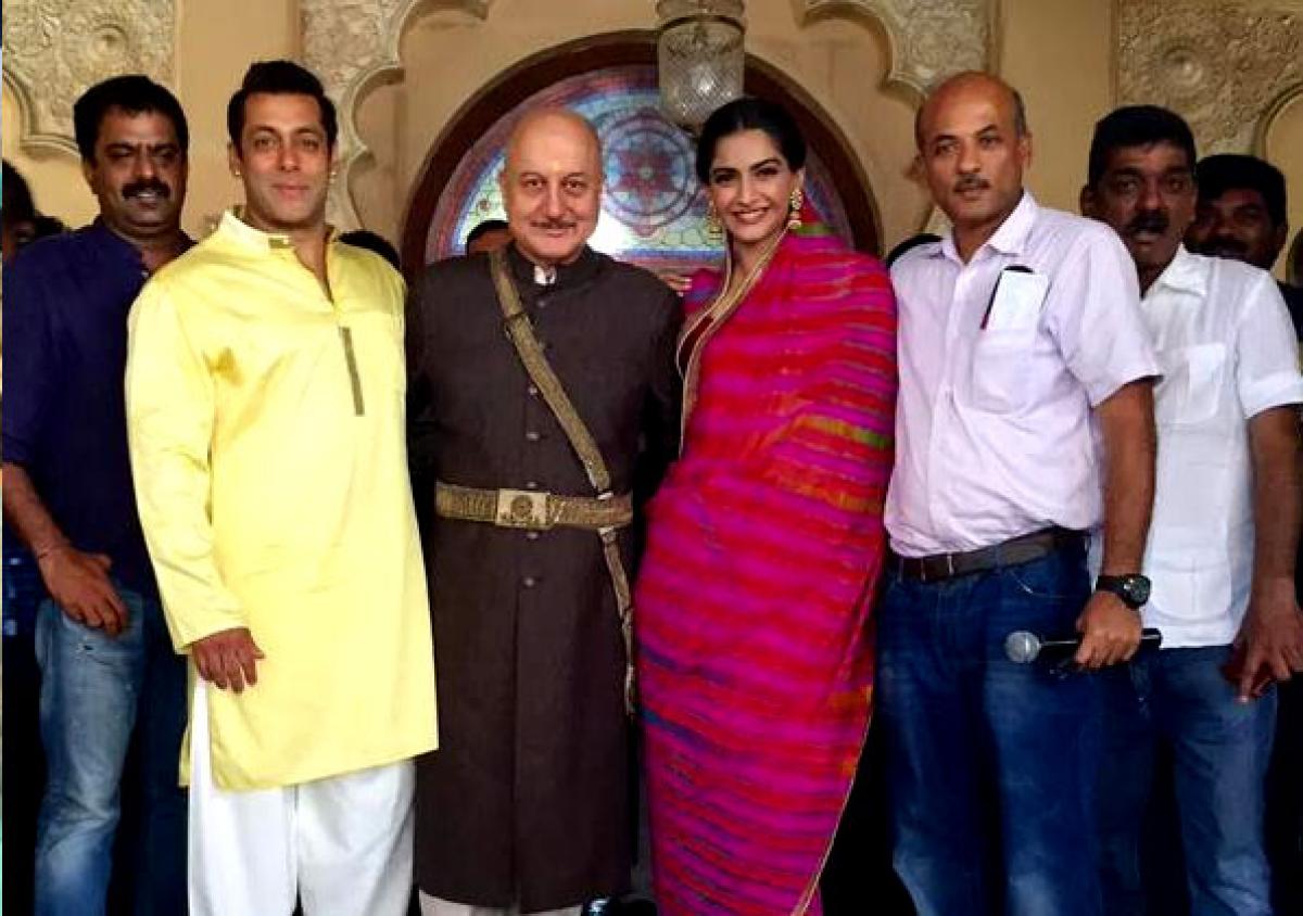 Meet Salman Khan in Prem Ratan Dhan Paayo