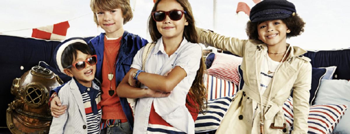 Now dress up your toddler in Tommy Hilfiger outfit