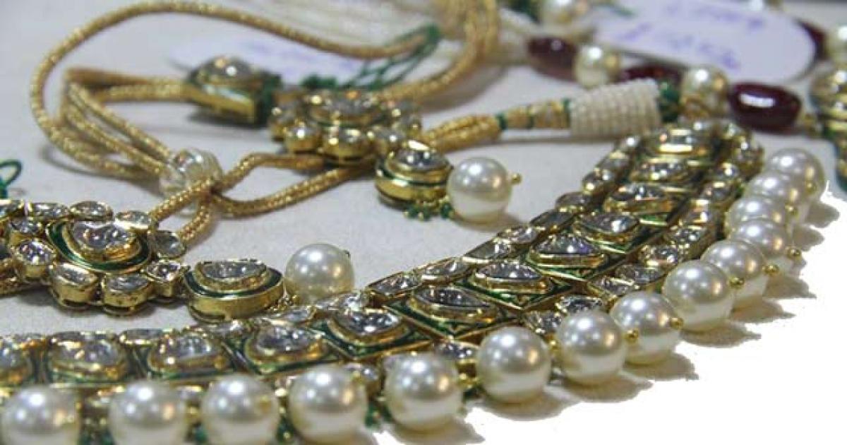 Reviving the tradition of family jewellers