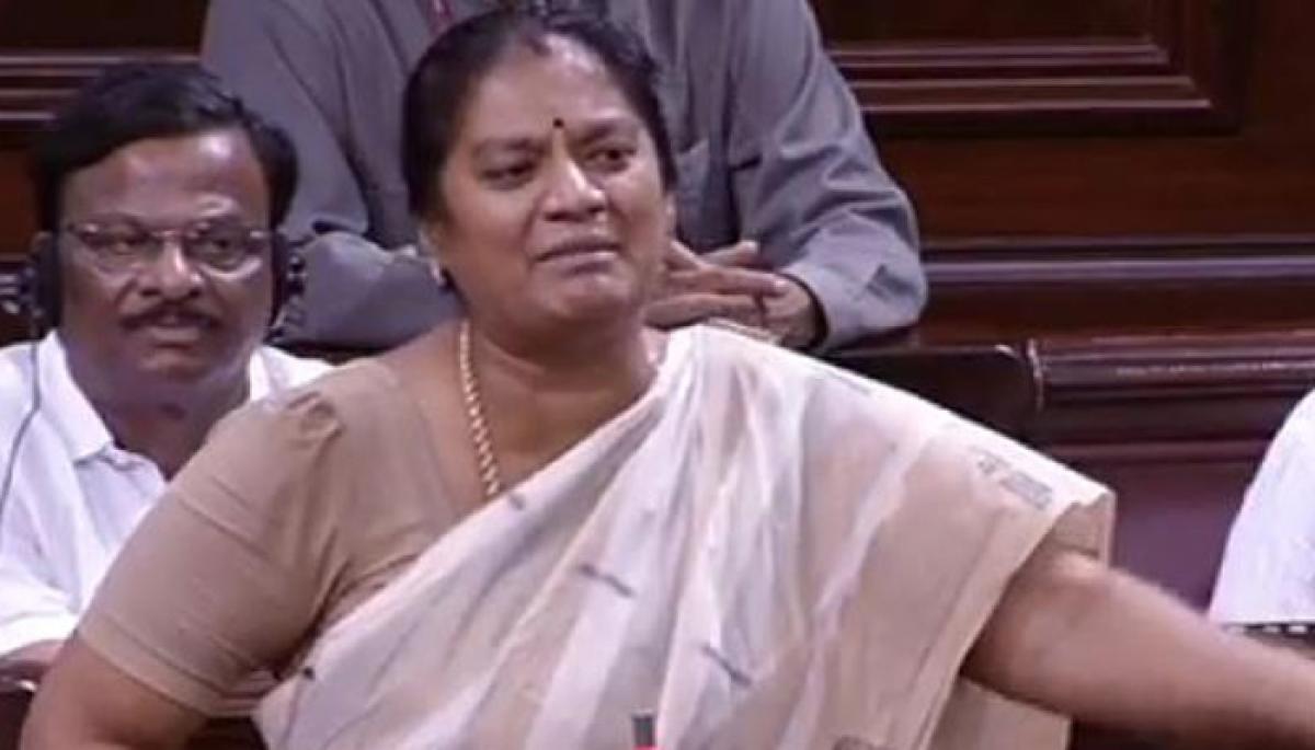 Sasikala Pushpa demands probe into Jayalalithaas death