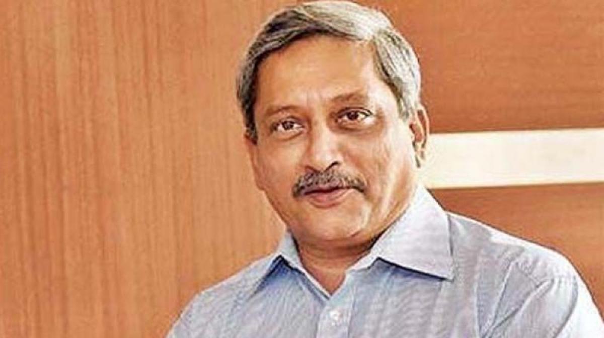 Parrikar asks Indian Army to give befitting response to any misadventure from across LoC